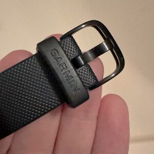 Garmin vivoactive 4S matte black watch band